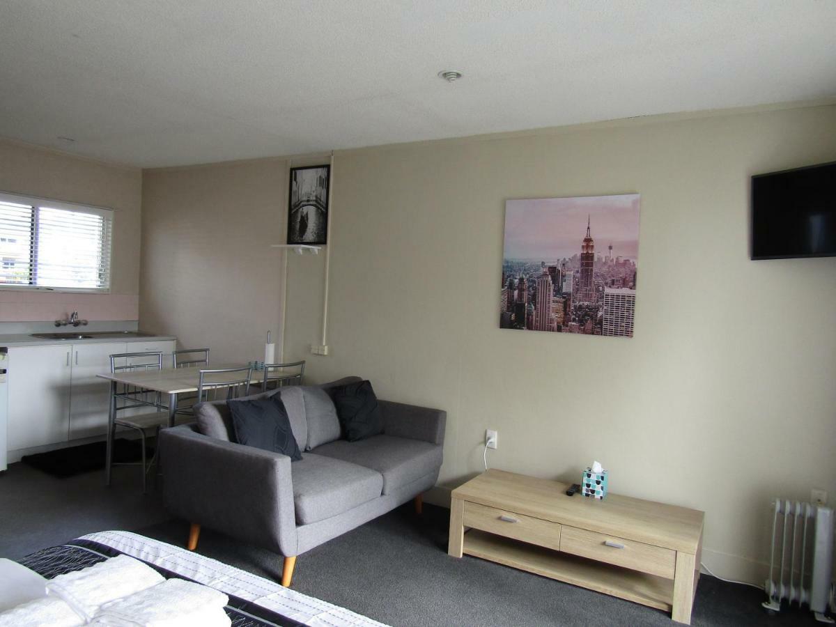 وايتيانغا Anchorage Motel المظهر الخارجي الصورة